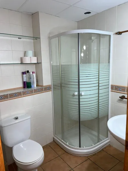 Baños completos con todo lo necesario